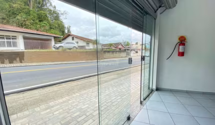 Sala comercial para alugar em Água Verde, Blumenau , 35 m2 por R$ 1.500