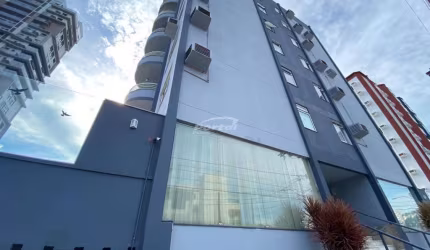 Apartamento com 2 quartos para alugar no Centro, Blumenau , 60 m2 por R$ 2.100