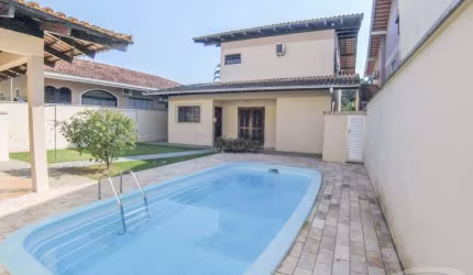 Casa em condomínio fechado com 3 quartos à venda no Vorstadt, Blumenau , 270 m2 por R$ 1.450.000