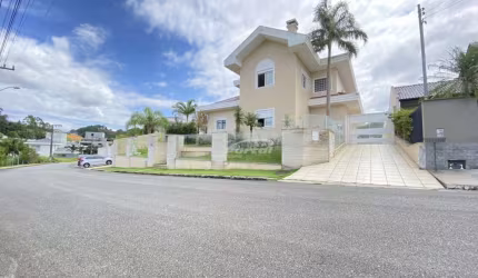 Casa em condomínio fechado com 5 quartos à venda no Itoupava Norte, Blumenau , 452 m2 por R$ 3.000.000