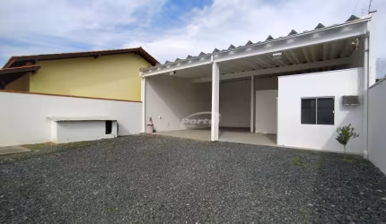 Barracão / Galpão / Depósito para alugar no Itacolomi, Balneário Piçarras , 80 m2 por R$ 4.700
