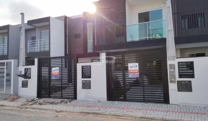 Casa com 2 quartos à venda no Centro, Balneário Piçarras , 101 m2 por R$ 630.000