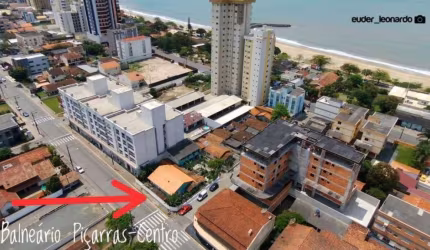 Terreno comercial à venda no Centro, Balneário Piçarras  por R$ 4.500.000