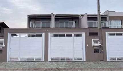 Casa com 2 quartos à venda em Santa Terezinha, Gaspar , 113 m2 por R$ 520.000