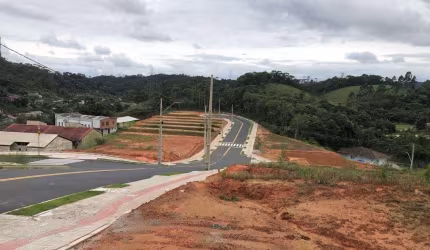 Terreno à venda no Gasparinho, Gaspar , 300 m2 por R$ 160.197