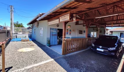 Casa com 4 quartos à venda no Itacolomi, Balneário Piçarras , 187 m2 por R$ 485.000