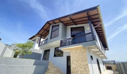 Casa com 5 quartos à venda no Itoupava Norte, Blumenau , 244 m2 por R$ 1.100.000