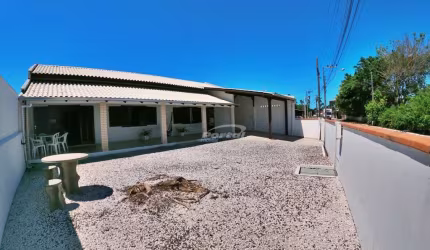 Casa com 3 quartos à venda na Nossa Senhora de Fátima, Penha , 170 m2 por R$ 800.000