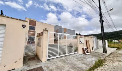 Apartamento com 2 quartos à venda na Nossa Senhora de Fátima, Penha , 60 m2 por R$ 220.000