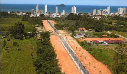 Terreno à venda no Santo Antônio, Balneário Piçarras , 360 m2 por R$ 350.000