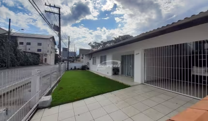 Casa comercial com 3 salas para alugar no Salto do Norte, Blumenau , 285 m2 por R$ 5.900
