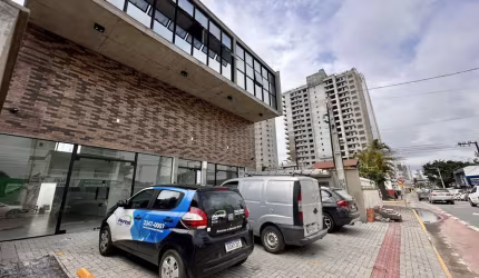 Ponto comercial para alugar no Centro, Balneário Piçarras , 48 m2 por R$ 2.600