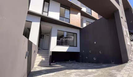 Casa com 3 quartos à venda na Vila Nova, Blumenau , 92 m2 por R$ 590.000