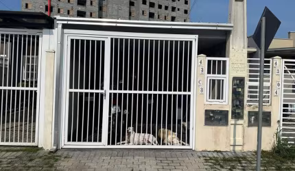 Casa com 2 quartos à venda no Centro, Penha , 45 m2 por R$ 315.000