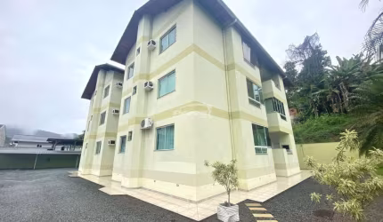 Apartamento com 2 quartos para alugar no Itoupava Central, Blumenau , 62 m2 por R$ 1.400