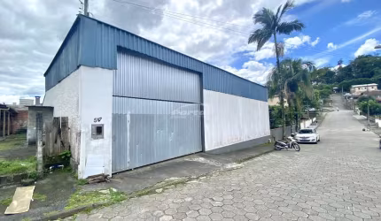 Barracão / Galpão / Depósito com 3 salas para alugar no Itoupava Central, Blumenau , 312 m2 por R$ 3.900