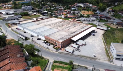 Barracão / Galpão / Depósito com 5 salas para alugar no Gasparinho, Gaspar , 5000 m2 por R$ 90.000