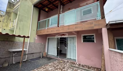 Casa com 2 quartos para alugar no Centro, Balneário Piçarras , 80 m2 por R$ 2.800