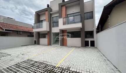 Apartamento com 2 quartos para alugar no Itacolomi, Balneário Piçarras , 65 m2 por R$ 2.300