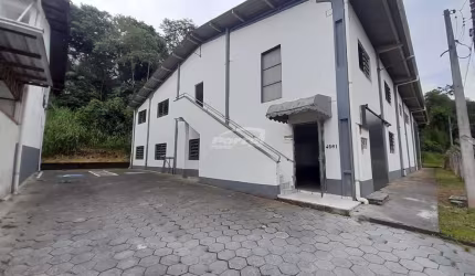 Barracão / Galpão / Depósito com 4 salas para alugar no Encano do Norte, Indaial , 750 m2 por R$ 7.200