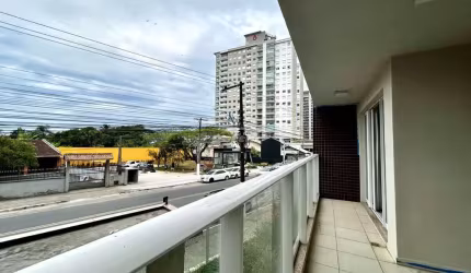 Apartamento com 3 quartos para alugar no Itacolomi, Balneário Piçarras , 89 m2 por R$ 3.400