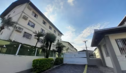 Apartamento com 3 quartos para alugar no Salto Weissbach, Blumenau , 90 m2 por R$ 2.200