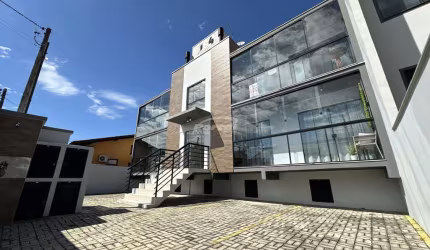 Apartamento com 3 quartos para alugar no Itacolomi, Balneário Piçarras , 76 m2 por R$ 3.200