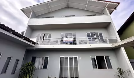 Apartamento com 3 quartos para alugar no Centro, Navegantes , 100 m2 por R$ 4.000