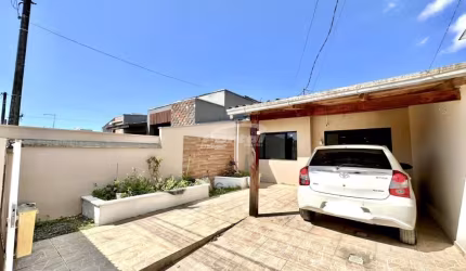 Casa com 2 quartos à venda no Itacolomi, Balneário Piçarras , 80 m2 por R$ 480.000