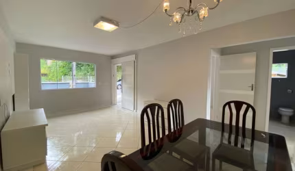 Casa com 3 quartos para alugar na Escola Agrícola, Blumenau , 85 m2 por R$ 2.900