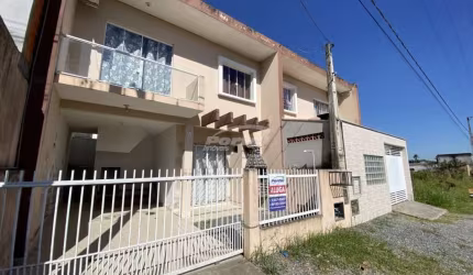 Casa com 2 quartos à venda no Itacolomi, Balneário Piçarras , 80 m2 por R$ 490.000
