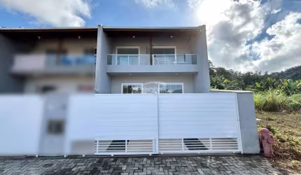 Casa com 2 quartos à venda no Itoupava Central, Blumenau , 78 m2 por R$ 400.000