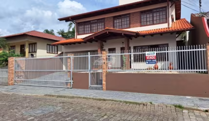 Casa com 3 quartos à venda no Velha Central, Blumenau , 235 m2 por R$ 1.800.000
