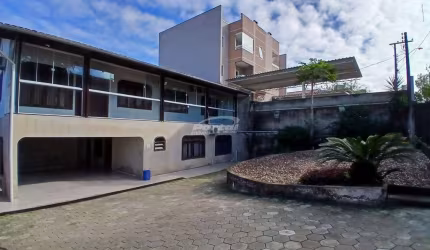 Casa com 3 quartos para alugar no Salto do Norte, Blumenau , 110 m2 por R$ 1.900
