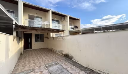 Casa com 2 quartos para alugar no Itoupava Central, Blumenau , 73 m2 por R$ 1.650