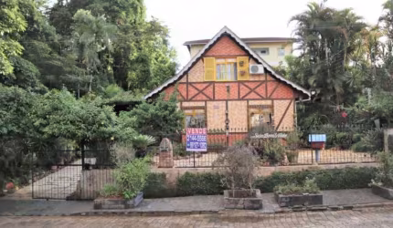 Casa com 4 quartos à venda no Velha, Blumenau , 240 m2 por R$ 750.000