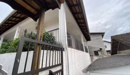Casa com 3 quartos à venda no Itoupava Norte, Blumenau , 166 m2 por R$ 690.000