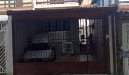 Casa à venda no bairro Parque São George - Cotia/SP