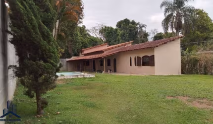Casa à venda no bairro Chácara Vista Alegre - Cotia/SP