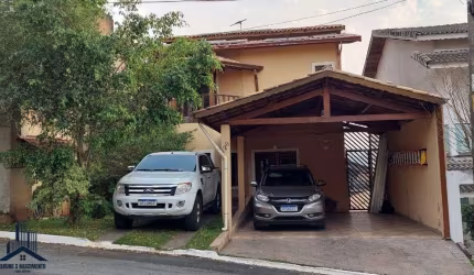 Casa à venda no bairro Roselândia - Cotia/SP