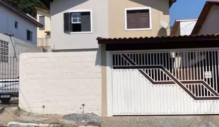Casa para Locação em Cotia/SP no bairro Chácara Canta Galo na Granja Viana 156m²!