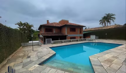 Casa Alto Padrão em Cotia/SP na Granja viana, piscina, gourmet, hóspedes!
