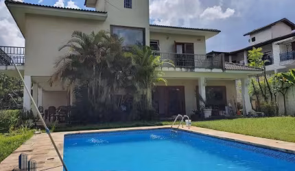 Jardim Passargada C - Casa Alto Padrão para locação em Cotia/SP no Jardim Passargada I, no condomínio Jardim Passargada C