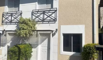 Condomínio Residencial Refúgio Canta Galo I - Casa à venda em Cotia/SP no Jardim Barbacena (Granja Viana) no Condomínio Refugio Canta Galo I - 60m²