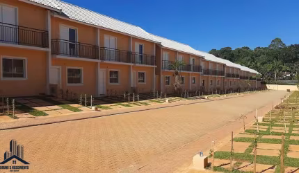 Residencial Atenas - Casa para locação em Cotia/SP na Chácara Rincão, no condomínio residencial Atenas 50m²