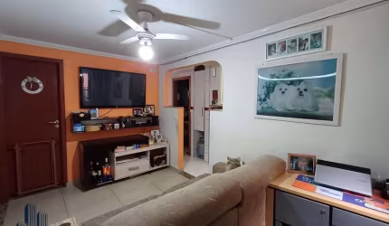 COHAB 2 - Apartamento térreo à venda em Carapicuíba/SP na Cohab 2- 50m²