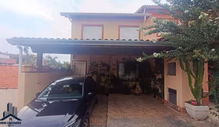 Condomínio Residencial Recanto das Graças I - Casa à venda em Cotia/SP no Jardim Petrópolis no Residencial Recanto das graças I com 100m²