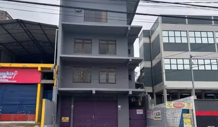 Sala Comercial para locação em Cotia/SP no centro com área útil 104m²