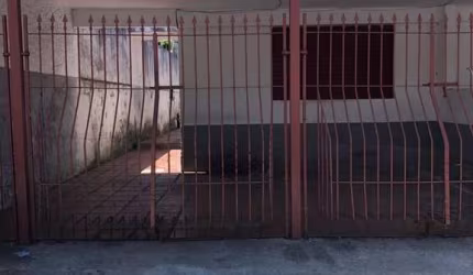 Casa térrea para Locação em Cotia/SP no Jardim Stella Maris 104m²