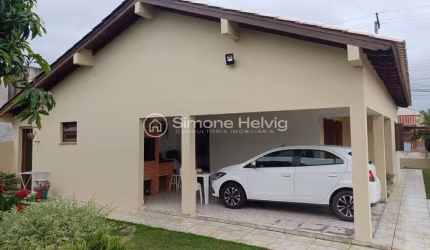 Casa com 2 quartos à venda na Rua Josué Guimarães, 303, Jardim dos Lagos, Guaíba por R$ 568.000